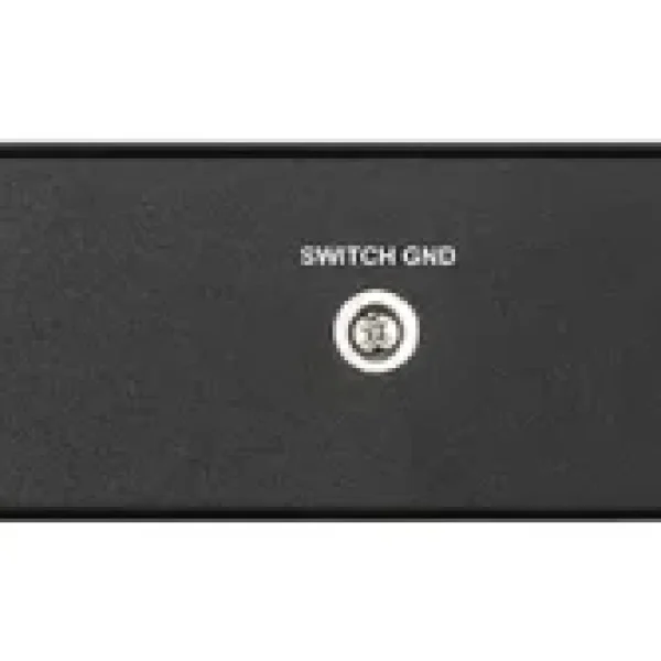 D-Link 28-Port Gigabit Smart Managed Switch; 24 port 10/100/1000Base-T ports + 4 SFP ports