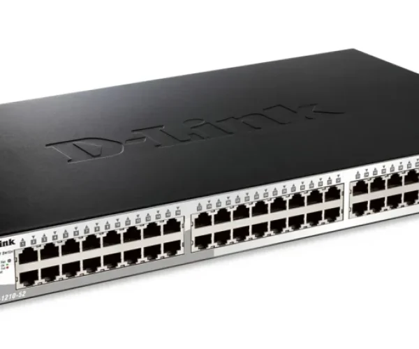 D-Link 48-Port 10/100/1000Mbps with 4 Combo SFP Smart Switch.