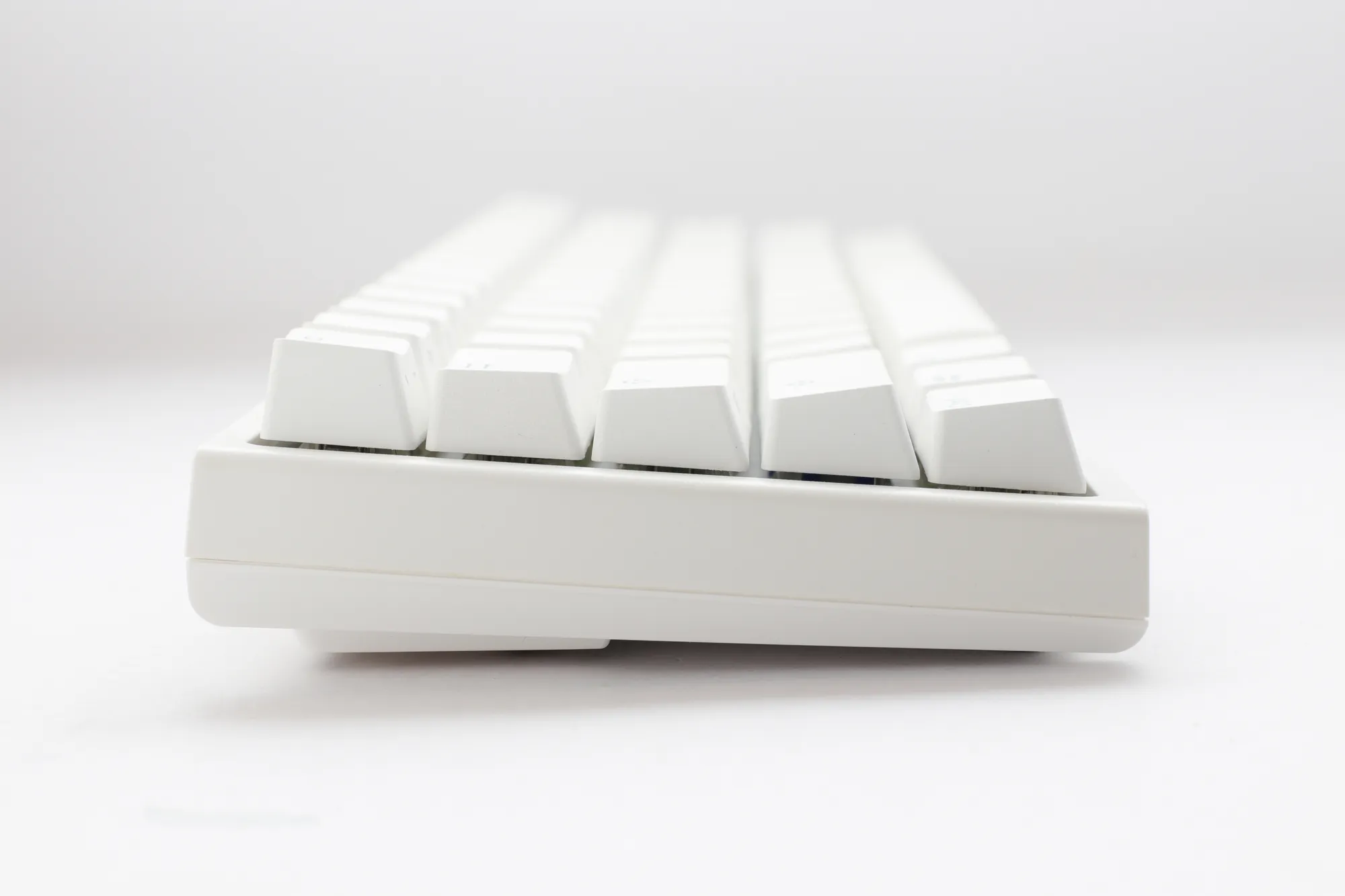 Ducky Keyboard One 2 Pro 60% Mechanical Keyboard; RGB; PBT Double Shot Keycaps - White- Cherry Blue . - Image 4