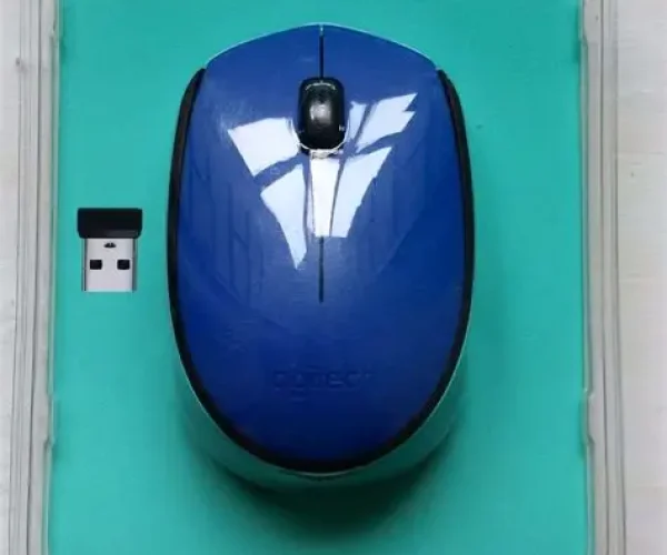 910-004640 - LOGI M171 910-004640  Wireless mouse  (BLUE Nano USB receiver 3 buttons optical .